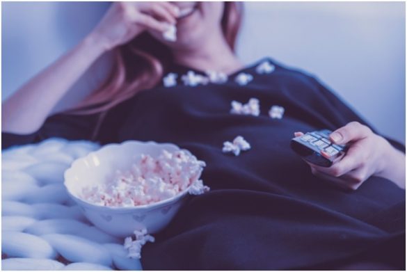 Staying In? 4 Gadgets for Cozy Movie Nights at Home